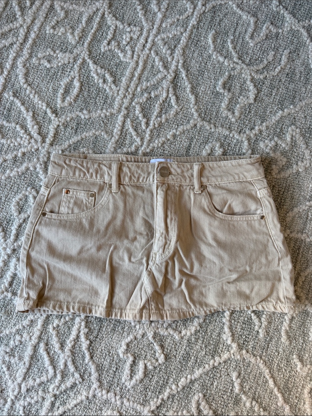 SNDYS beige mini denim skirt